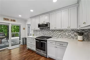 3334 Pebble Hill Dr, Marietta, GA 30062 - Photo 21