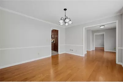 11195 Surrey Park Trail, Duluth, GA 30097 - Photo 3