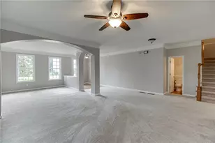5971 Peacock Ln, Hoschton, GA 30548 - Photo 7