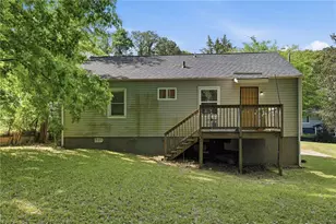 1383 Lanvale Dr SW, Atlanta, GA 30310 - Photo 9