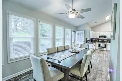 6145 Devonshire Drive, Flowery Branch, GA 30542 - Photo 15