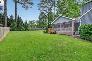 1898 Dyer Cir, Chamblee, GA 30341 - Photo 19