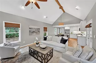 1898 Dyer Cir, Chamblee, GA 30341 - Photo 9