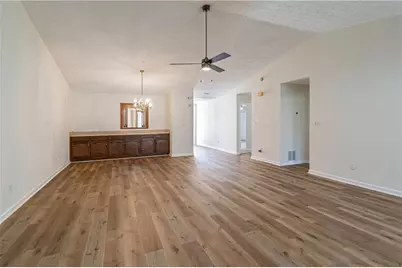 7123 Forest Lane, Union City, GA 30291 - Photo 9