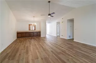 7123 Forest Ln, Union City, GA 30291 - Photo 9