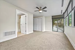 700 Park Regency Pl NE, Atlanta, GA 30326 - Photo 21