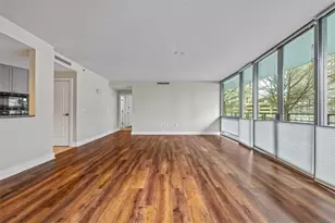 700 Park Regency Pl NE, Atlanta, GA 30326 - Photo 5