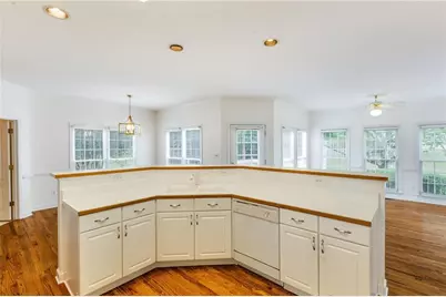 184 Rugby Drive, Suwanee, GA 30024 - Photo 11