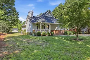 981 Hoyt St, Cornelia, GA 30531 - Photo 31