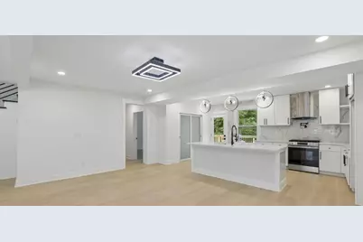 1755 Emerald Avenue SW, Atlanta, GA 30310 - Photo 13