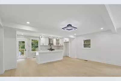 1755 Emerald Avenue SW, Atlanta, GA 30310 - Photo 3