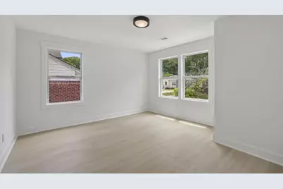 1755 Emerald Avenue SW, Atlanta, GA 30310 - Photo 33