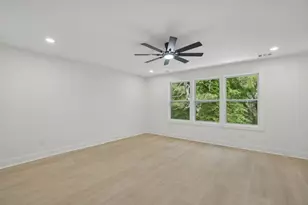 1755 Emerald Ave SW, Atlanta, GA 30310 - Photo 25