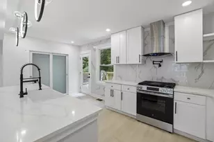 1755 Emerald Ave SW, Atlanta, GA 30310 - Photo 17