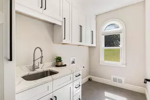 3851 Glenhurst Dr SE, Smyrna, GA 30080 - Photo 29