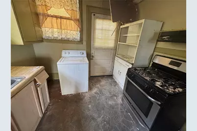 718 N Hill Street, Griffin, GA 30223 - Photo 9