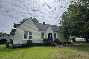 718 N Hill St, Griffin, GA 30223 - Photo 1