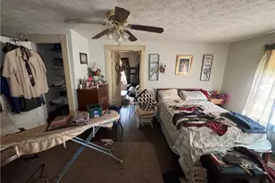 718 N Hill St, Griffin, GA 30223 - Photo 15