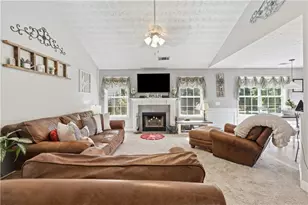 327 Tallassee Ln, Statham, GA 30666 - Photo 11