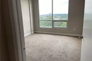 711 Cosmopolitan Dr NE, Atlanta, GA 30324 - Photo 7