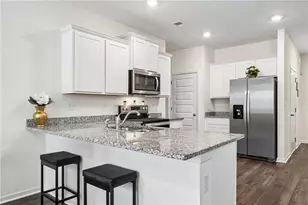 8592 Seabiscuit Rd, Lithonia, GA 30058 - Photo 5