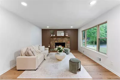 3184 Creek Drive, Marietta, GA 30062 - Photo 5