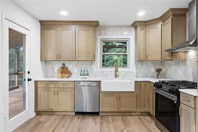 3184 Creek Drive, Marietta, GA 30062 - Photo 11