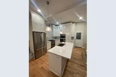 658 Darlington Circle NE, Atlanta, GA 30305 - Photo 3