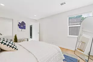 83 Dunwoody Springs Dr, Sandy Springs, GA 30328 - Photo 15