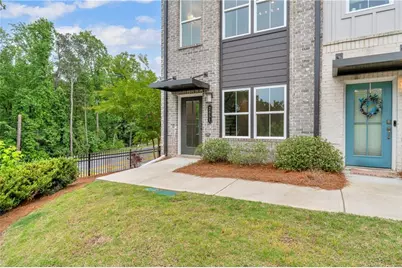 2651 Stream Terrace NW, Atlanta, GA 30318 - Photo 5