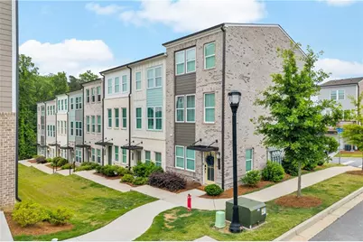 2651 Stream Terrace NW, Atlanta, GA 30318 - Photo 3