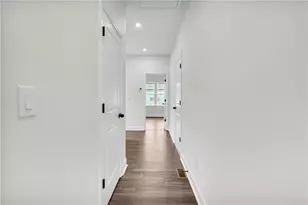 2651 Strm Ter NW, Atlanta, GA 30318 - Photo 33