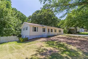 1527 Bennett Rd, Grayson, GA 30017 - Photo 33