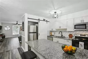 6700 Roswell Rd, Sandy Springs, GA 30328 - Photo 5