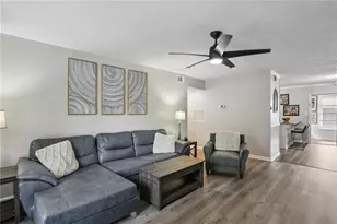 6700 Roswell Rd, Sandy Springs, GA 30328 - Photo 11
