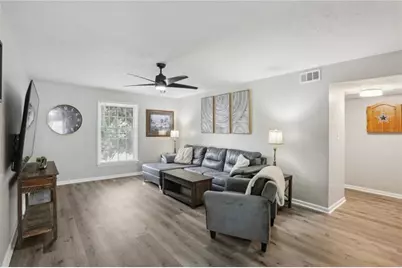 6700 Roswell Road #32C, Sandy Springs, GA 30328 - Photo 9