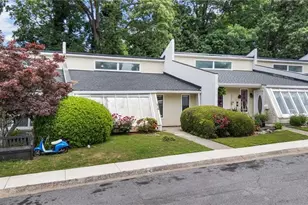 216 Goshen Ln, Woodstock, GA 30188 - Photo 3