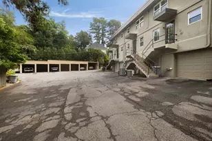 4060 Haverhill Dr, Atlanta, GA 30342 - Photo 23