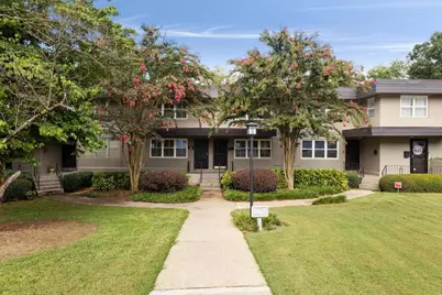 4060 Haverhill Drive #D, Atlanta, GA 30342 - Photo 1
