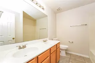 827 Shadow Lake Dr, Lithonia, GA 30058 - Photo 11