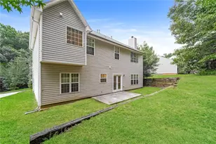 827 Shadow Lake Dr, Lithonia, GA 30058 - Photo 13