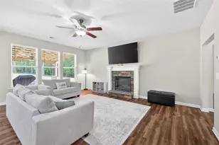1537 Ridgewood Ct, Monroe, GA 30656 - Photo 7