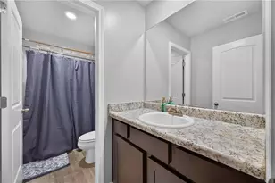 135 Twin Lakes Dr, Covington, GA 30016 - Photo 15