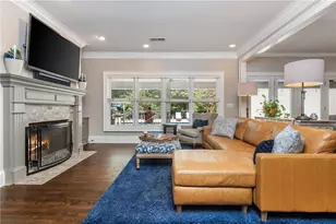 1025 Stonegate Ct, Roswell, GA 30075 - Photo 13