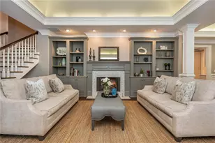1025 Stonegate Ct, Roswell, GA 30075 - Photo 5