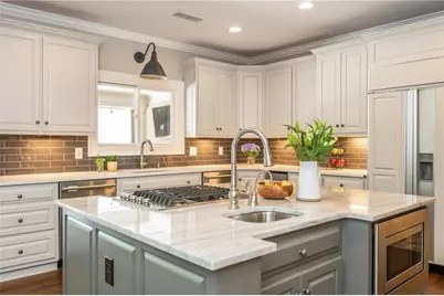 1025 Stonegate Court, Roswell, GA 30075 - Photo 29