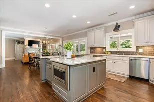 1025 Stonegate Ct, Roswell, GA 30075 - Photo 31