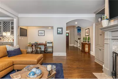 1025 Stonegate Court, Roswell, GA 30075 - Photo 15