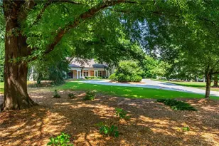 1025 Stonegate Ct, Roswell, GA 30075 - Photo 91
