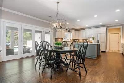 1025 Stonegate Court, Roswell, GA 30075 - Photo 21